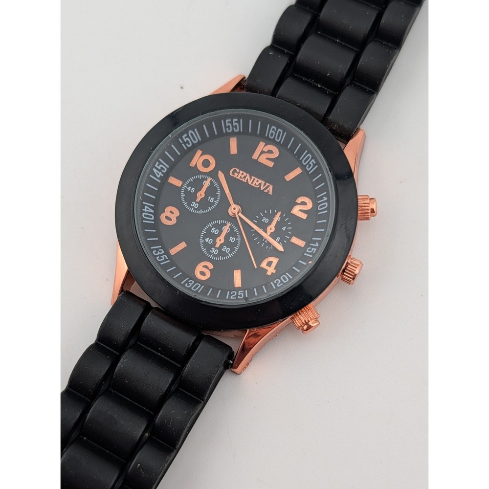Geneva Watch‎ Women 38mm Rose Gold Case Black Silicone Band- New Battery
